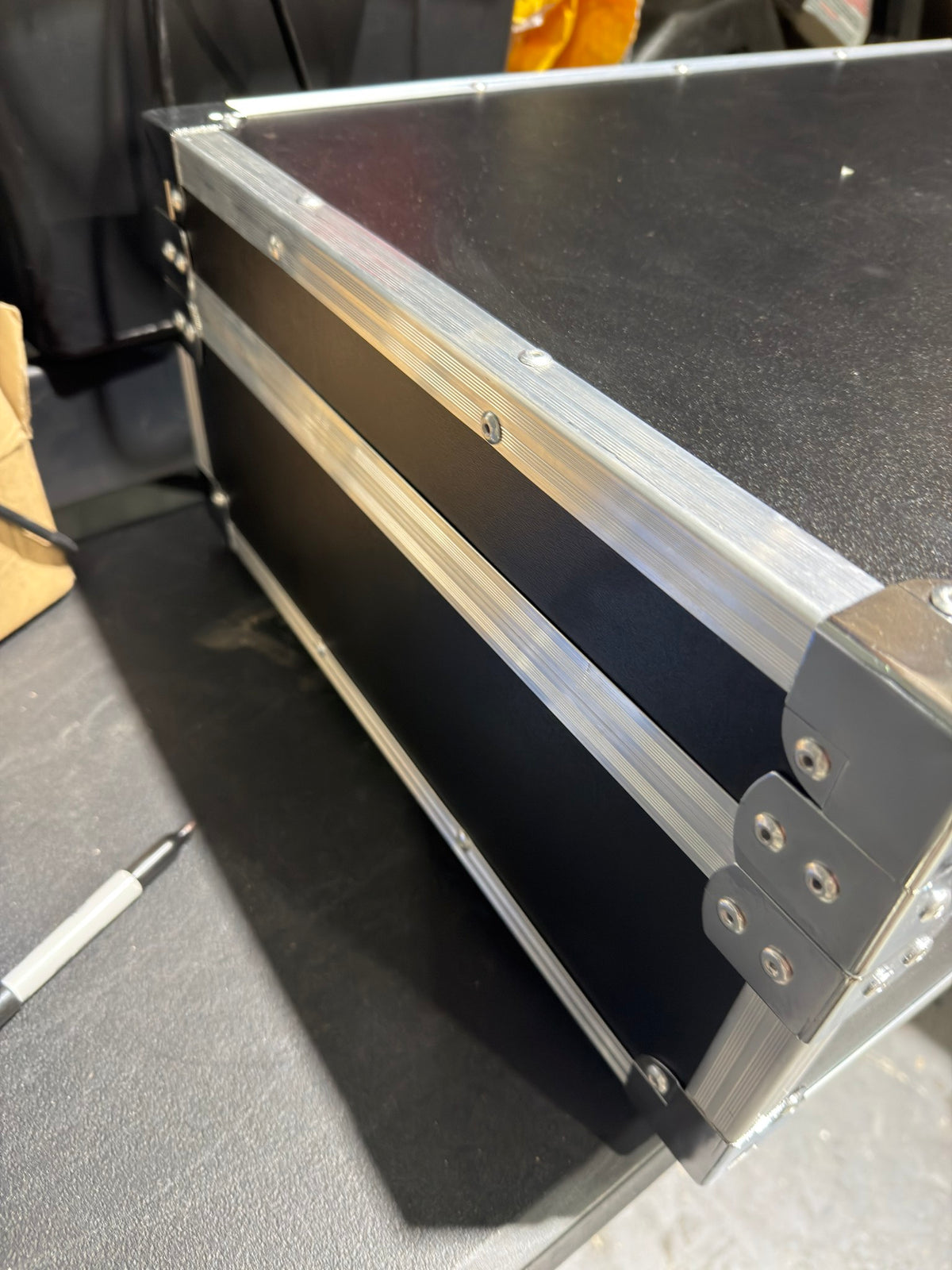 Empty Case | IR-4 8-Unit – Used